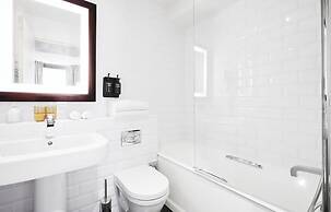 Plaza Tour Eiffel Hotel