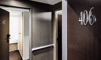 Plaza Tour Eiffel Hotel