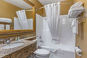 Quality Inn & Suites Westminster Seal Beach