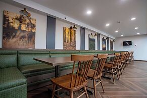 Fairfield Inn & Suites by Marriott Springfield Enfield