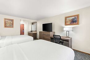 Best Western West Towne Suites