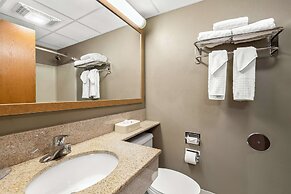 Best Western West Towne Suites