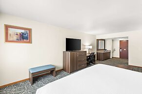 Best Western West Towne Suites