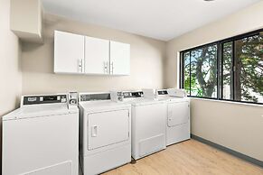 Best Western West Towne Suites