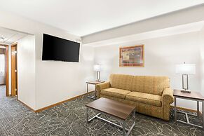 Best Western West Towne Suites