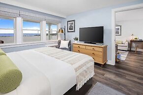 Sea Crest Beach Resort