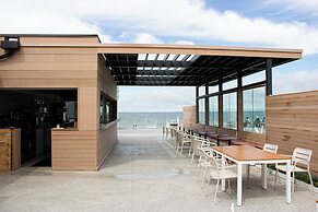 Sea Crest Beach Resort