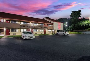Red Roof Inn Hickory