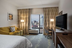 Hampton Inn & Suites Newport/Cincinnati