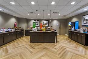 Hampton Inn & Suites Newport/Cincinnati