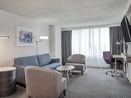 Crowne Plaza Indianapolis-Airport by IHG