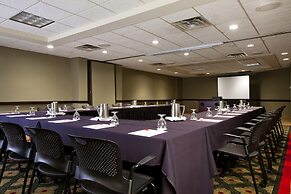 Crowne Plaza Indianapolis-Airport by IHG