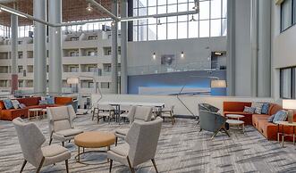 Crowne Plaza Indianapolis-Airport by IHG