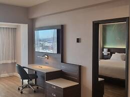 Armon Plaza Montreal Airport