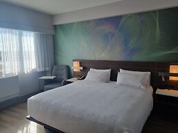 Armon Plaza Montreal Airport
