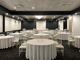 Armon Plaza Montreal Airport