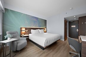 Armon Plaza Montreal Airport