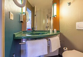 B&B Hotel Orléans Nord Saran