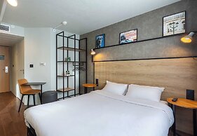 B&B Hotel Orléans Nord Saran