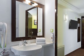 Enzo Hotels Pont-a-Mousson By Kyriad Direct