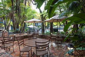 Vanllee Hotel and Suites