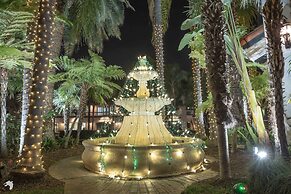 Vanllee Hotel and Suites