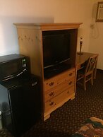 Luxury Inn & Suites