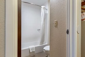 Comfort Inn Near Greenfield Village