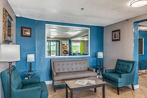 Quality Inn I-10 East near Frost Bank Center