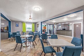 Quality Inn I-10 East near Frost Bank Center