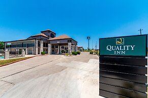 Quality Inn I-10 East near Frost Bank Center