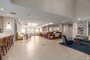 AVIA Residences on Lincoln- Extended Stay