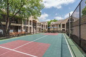 AVIA Residences on Lincoln- Extended Stay