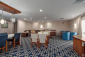 AVIA Residences on Lincoln- Extended Stay