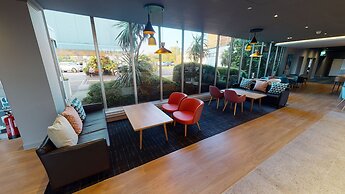 Holiday Inn Basildon by IHG