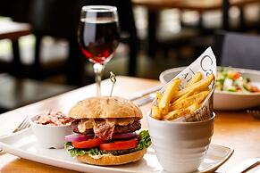 Holiday Inn Basildon by IHG