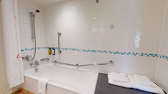 Holiday Inn Basildon by IHG