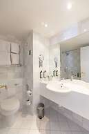 Holiday Inn Basildon by IHG