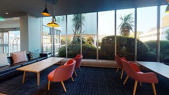 Holiday Inn Basildon by IHG