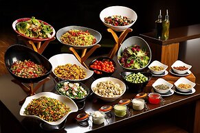 Holiday Inn Basildon by IHG