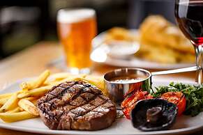 Holiday Inn Basildon by IHG