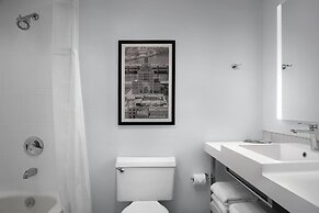 Radisson Hotel Cedar Rapids