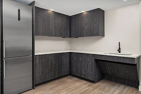 Crowne Plaza Virginia Beach Town Center by IHG