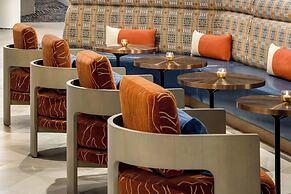 Crowne Plaza Virginia Beach Town Center by IHG