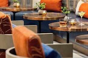 Crowne Plaza Virginia Beach Town Center by IHG