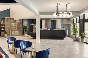 Crowne Plaza Virginia Beach Town Center by IHG