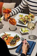 Crowne Plaza Virginia Beach Town Center by IHG