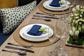 Crowne Plaza Virginia Beach Town Center by IHG