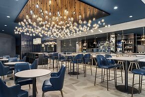 Crowne Plaza Virginia Beach Town Center by IHG