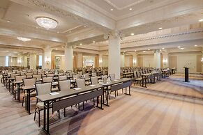 The Omni King Edward Hotel